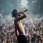 LOMEPAL revient sur le devant de la scène avec un tout nouveau clip, "Tee". 2 LOMEPAL revient sur le devant de la scène avec un tout nouveau clip, "Tee".