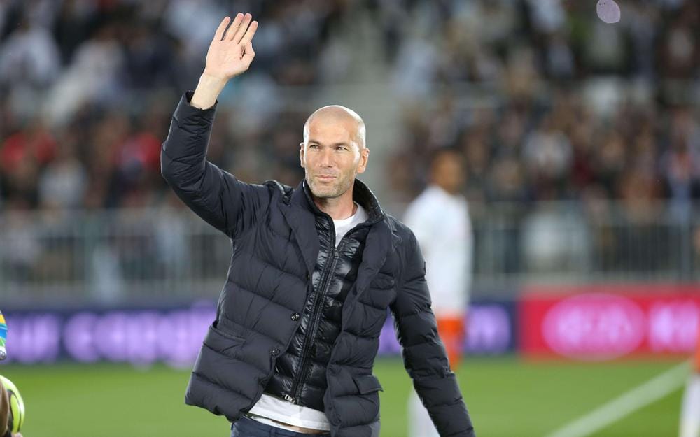 Zinedine Zidane divorce ? le questionnement enflamme les réseaux ! 1 Zinedine Zidane divorce ? le questionnement enflamme les réseaux !