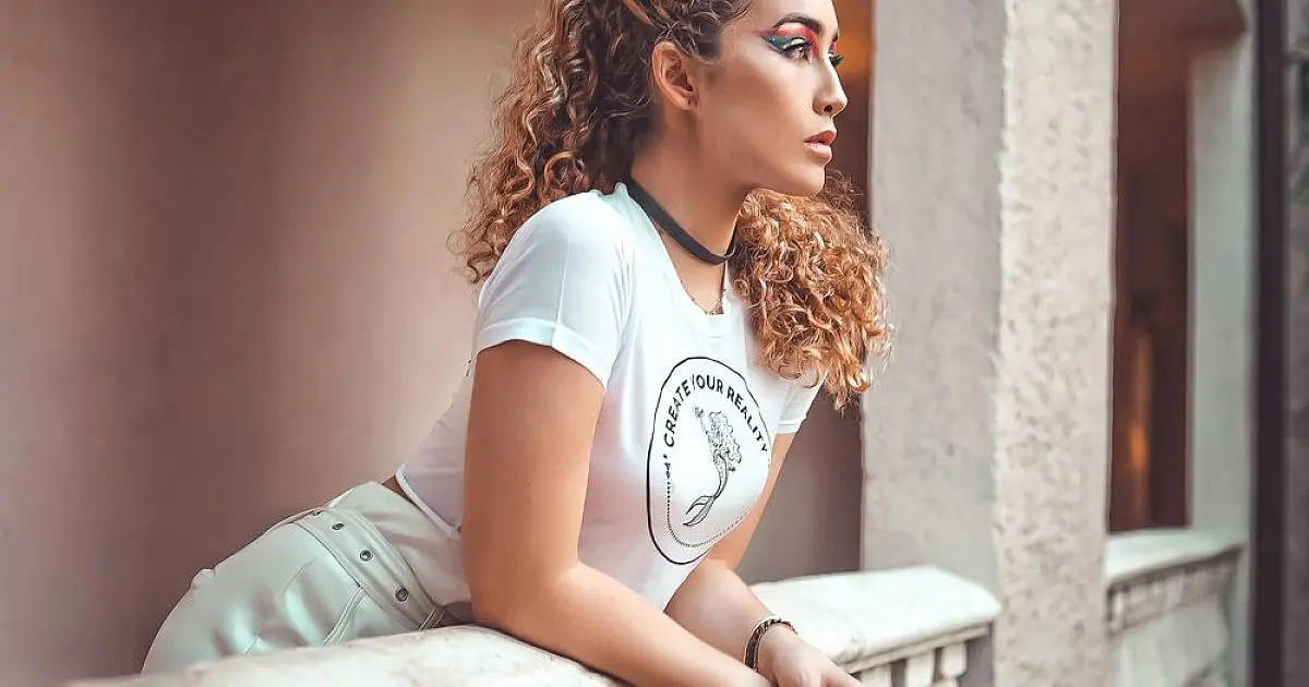 ayiiti reprise elli medeiros