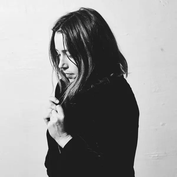 Marie Espinosa, La pleuruese