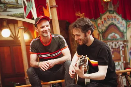 Avec "Envie de changer", David Delabrosse tease magistralement son prochain album 2 Avec "Envie de changer", David Delabrosse tease magistralement son prochain album