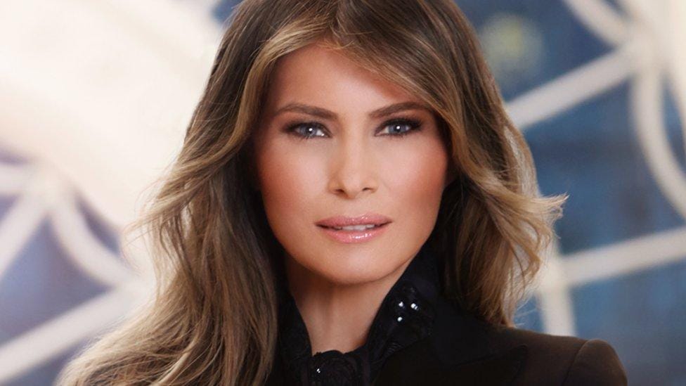 Melania Trump posant devant l'objectif
