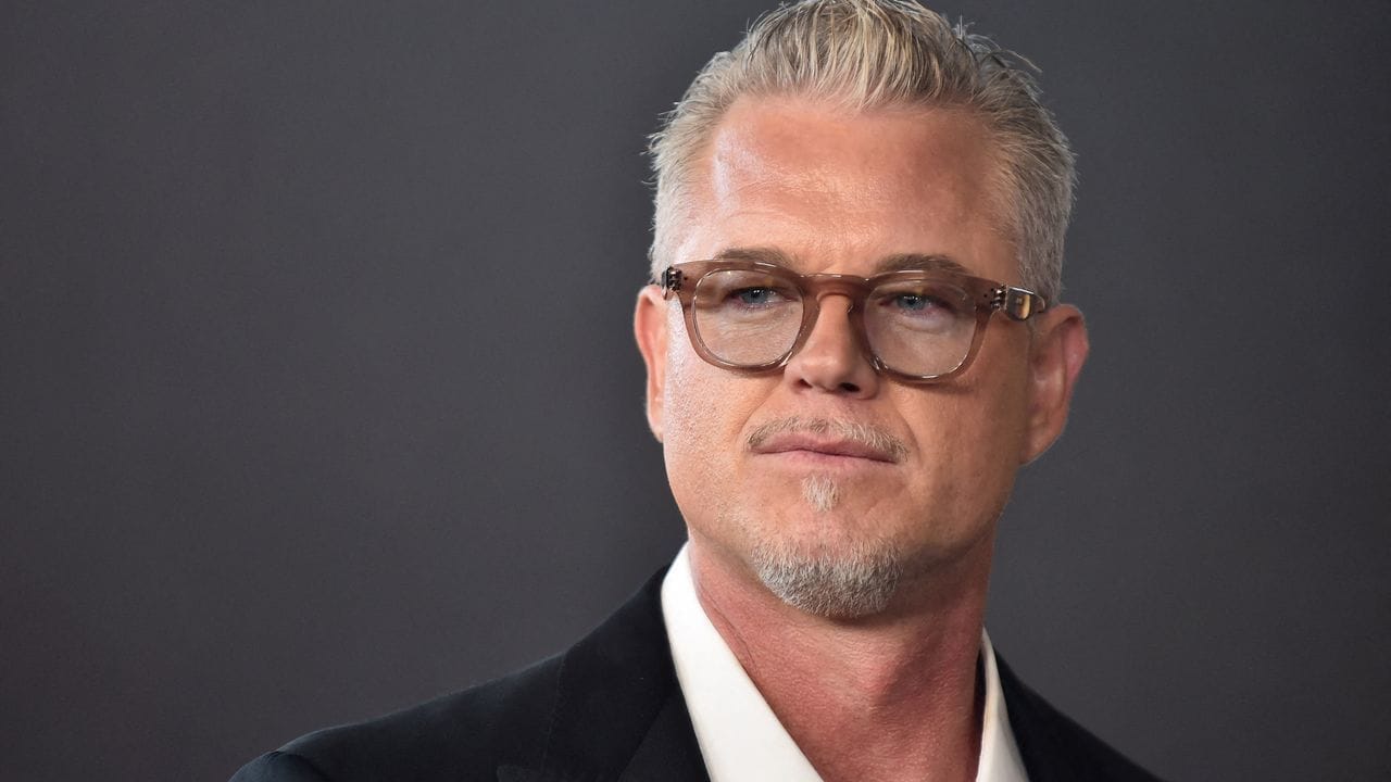 Eric Dane, posant devant la caméra