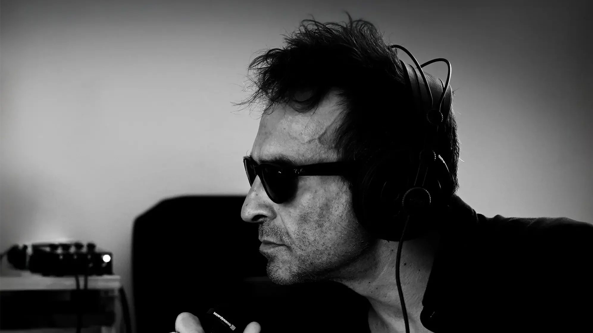 Daguerre sort son album "Corps Voyou" et dévoile le clip de "Dandy Bandit"