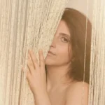 Abyr Emilie ma poupée, extrait de son premier album 2026